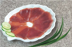Cá ngừ cắt lát carpaccio